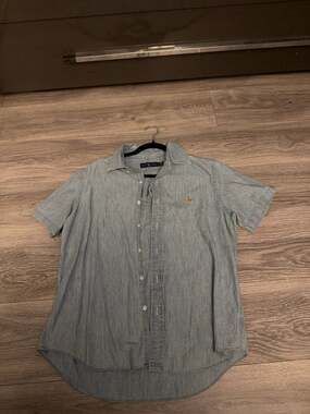 Polo Ralph Lauren Men's Short Sleeve Chambray Button Down Shirt